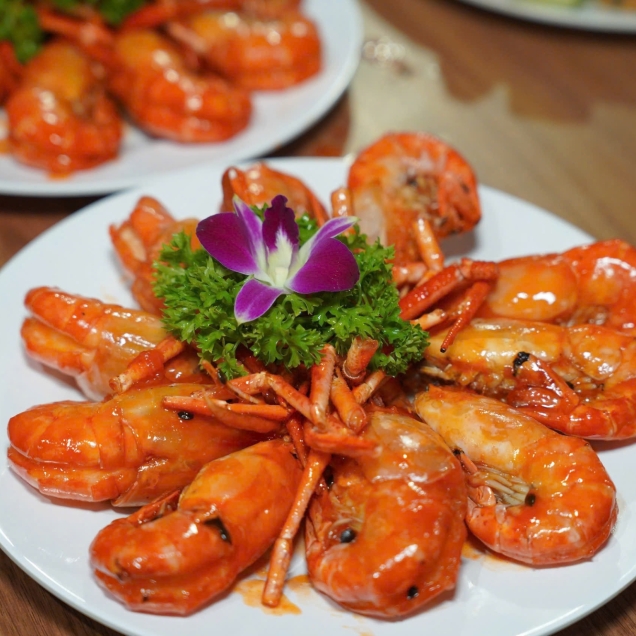 Tôm Càng Sốt Chanh Dây